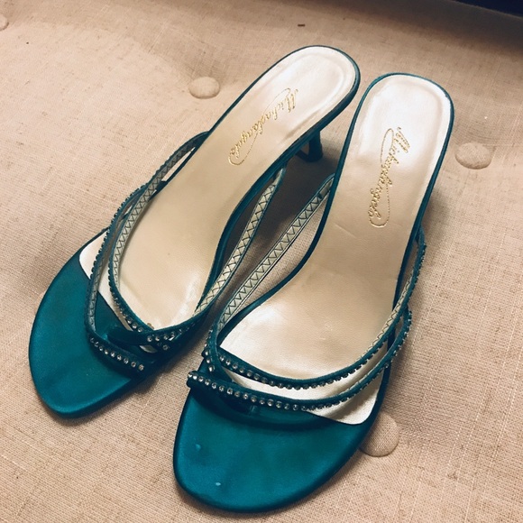 Michaelangelo Shoes - Michael Angelo teal, studded heels, Sz6